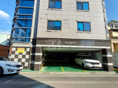 3-minute walk from the terminal, Room 202 17th image