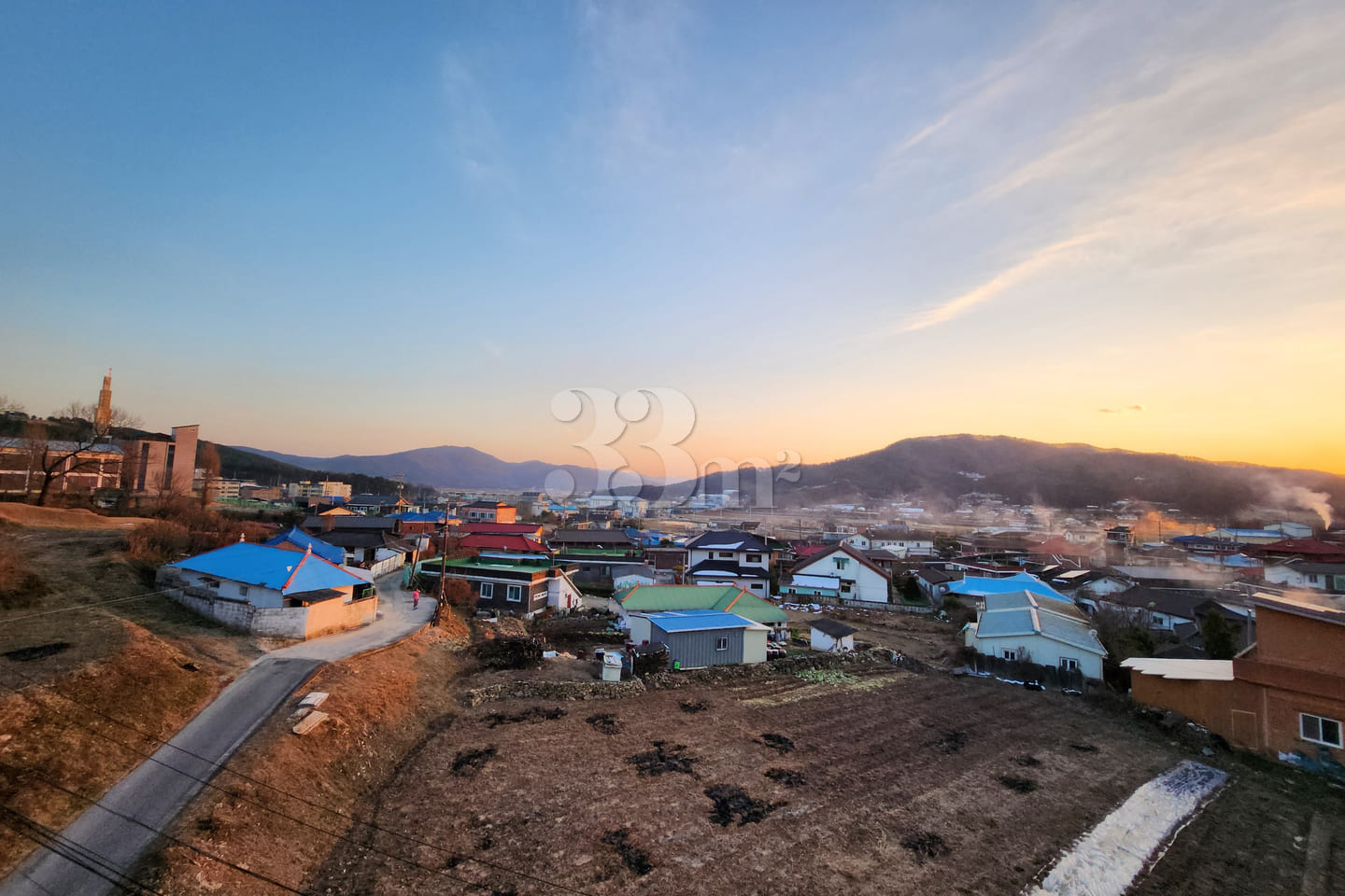 Good view with a rural feel. 1th image