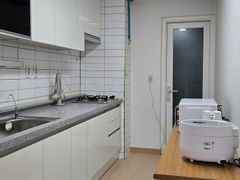 💙Great natural light, 3 bedrooms, fully furn 12th image