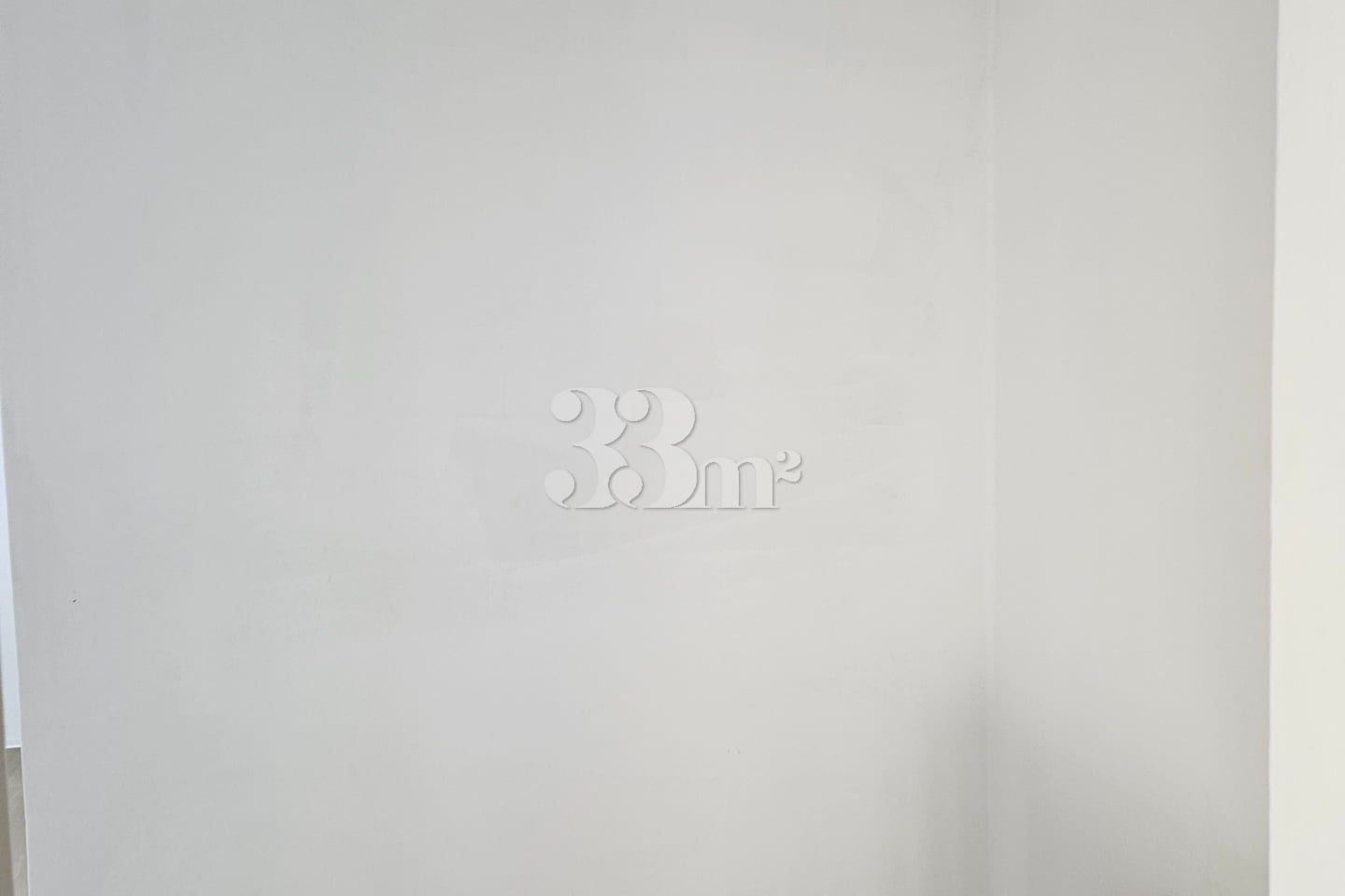 Classic Studio 4th image