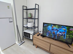 Studio with convenient parking π Unit 203 9th image