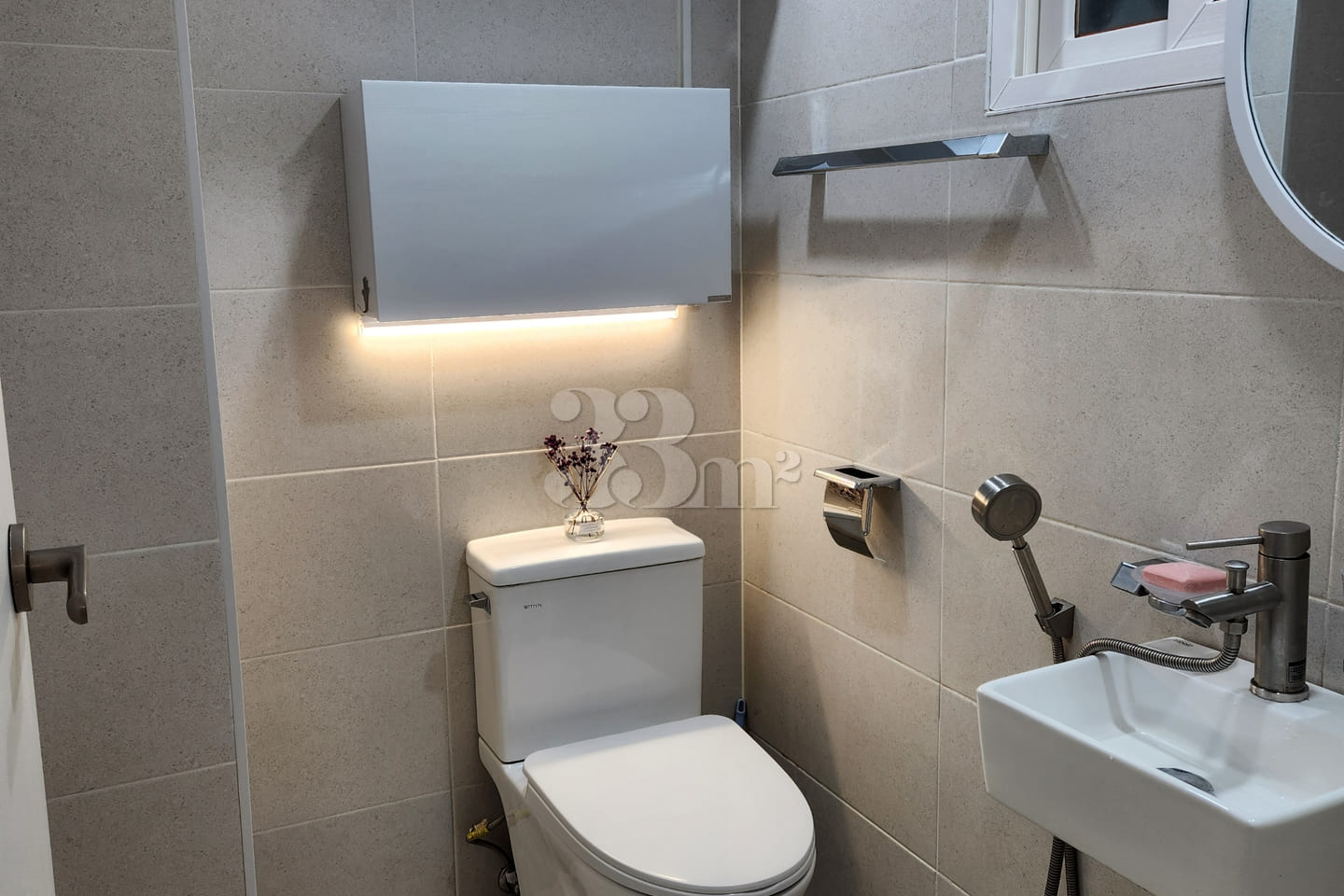 Bright, quiet, and spacious studio apartment 3th image