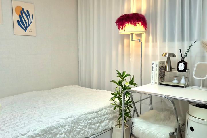 Fully furnished 2-room unit for 3 people near 8th image