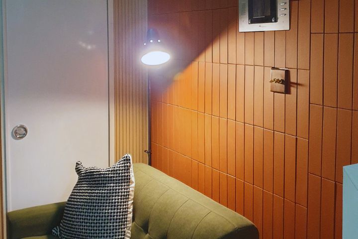 🎨Luxury Remodeled Apartment with a Great Vie 14th image