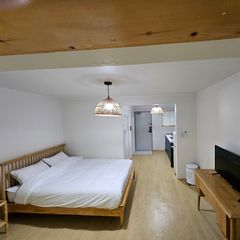An elegant and healing beach accommodation Unit Image