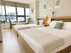 Songdo Halla Western Hotel, 2 beds 1th image