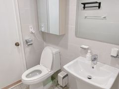 Near Gunja Station / Fully Remodeled! 13th image