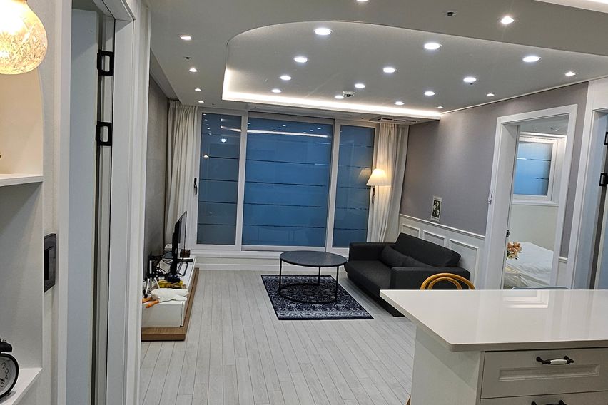 장한평쓰리룸주차휴식공간 1번째 이미지