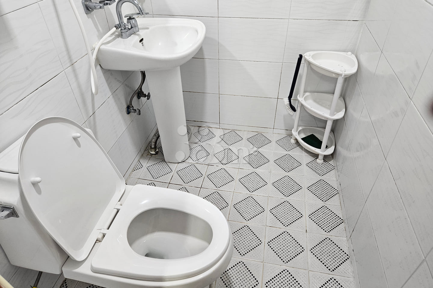 Bright, clean, and quiet. 7th image