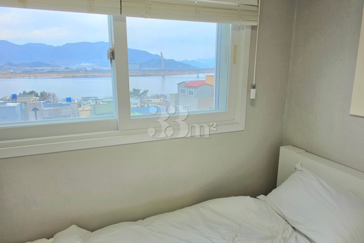 House with a view of the Nakdong River near G 3th image