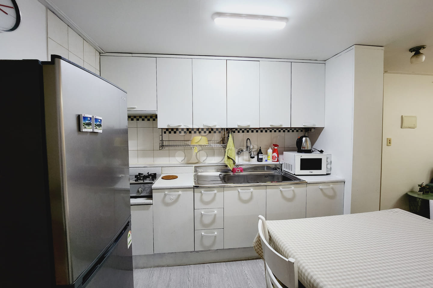#9 Sinchon Hongdae 2-room 4-bed 5th image