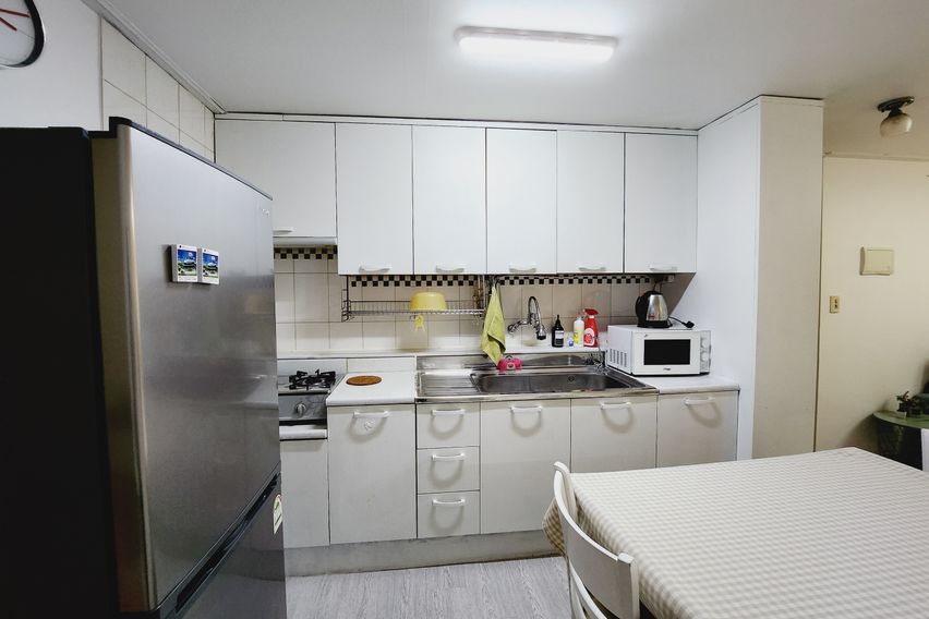 #9신촌홍대2룸4베드