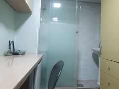 Clean and cozy room. 1th image