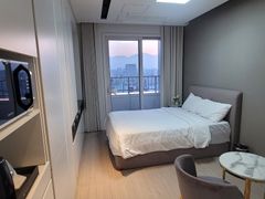 노을빛 창가 스테이 2번째 이미지