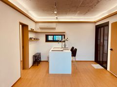 10 minutes from Itaewon Station, 2BR 0th image