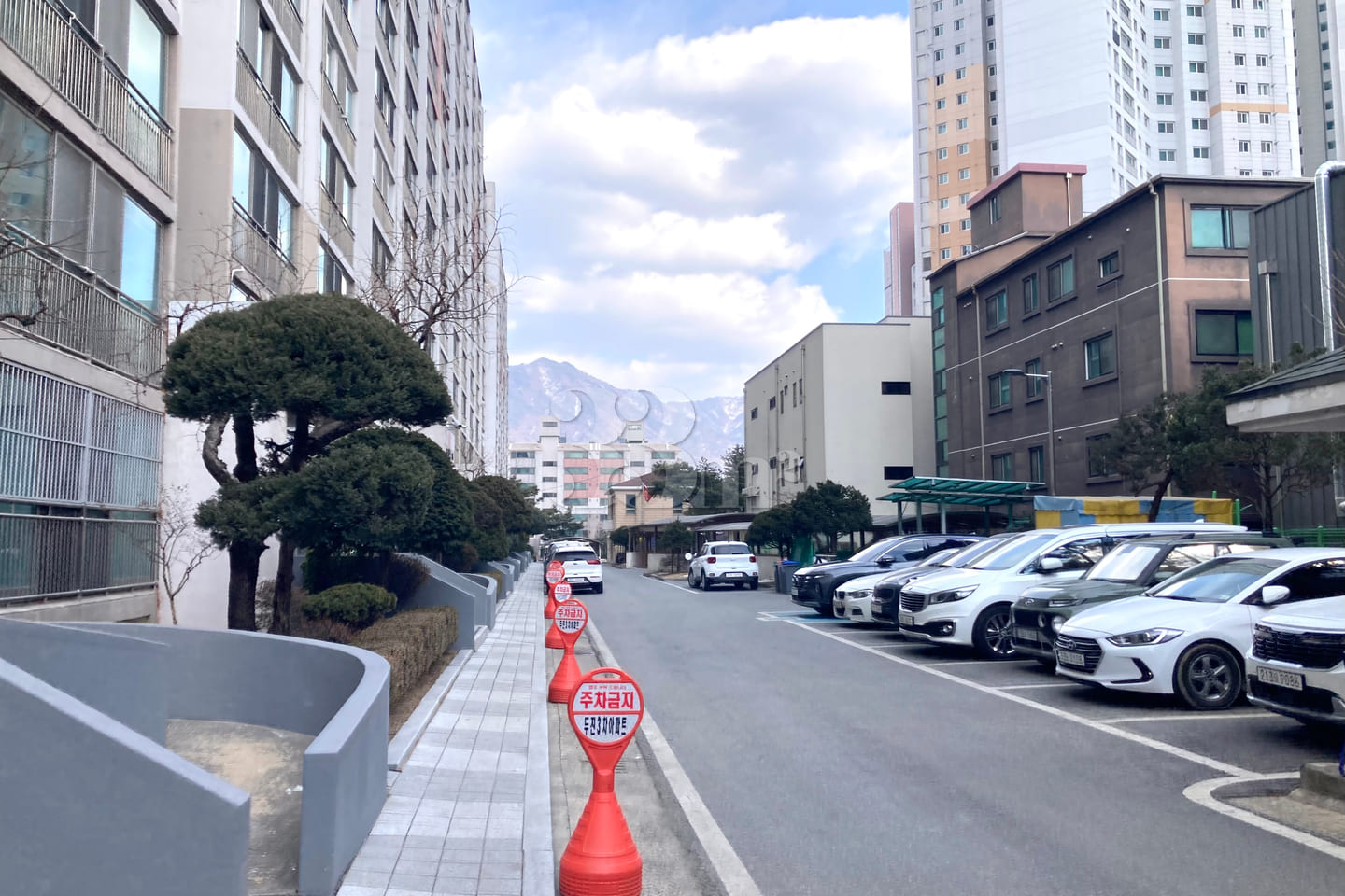 💚 Central Location/Safe/Clean 1 17th image