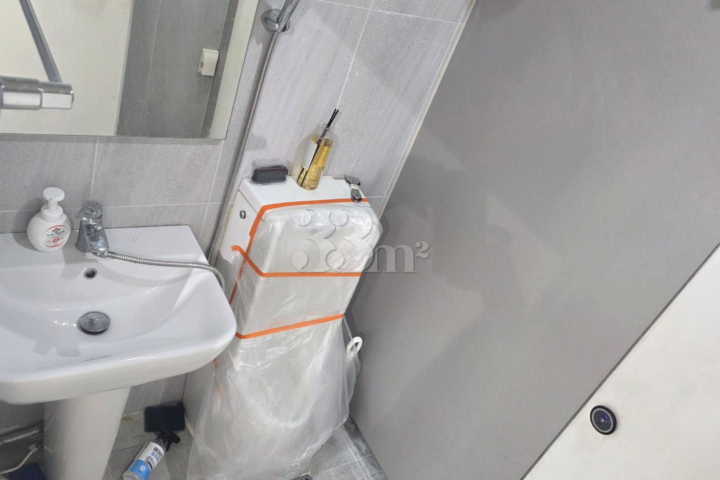 14-pyeong private terrace 7th image