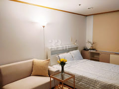 5 minutes to Yeouido ๐ 2 minutes to Saetgang 3th image