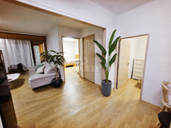 Large, detached 3-bedroom house in Bangbae, 1 18th image