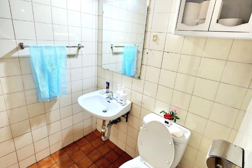 신논현역 2분거리