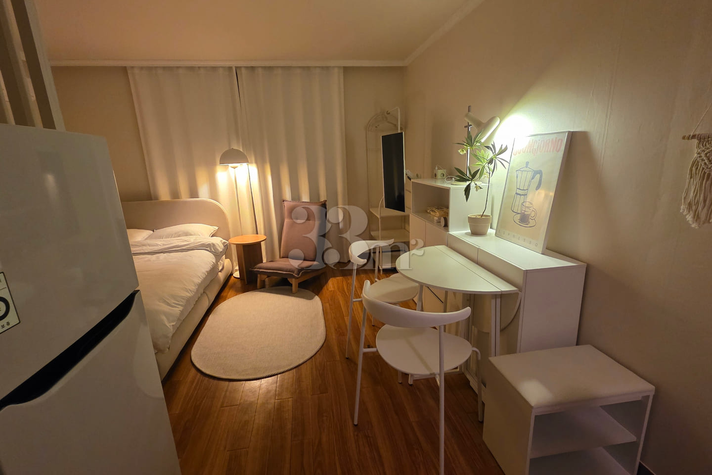 Verified-review studio apartment near Hongik  1th image