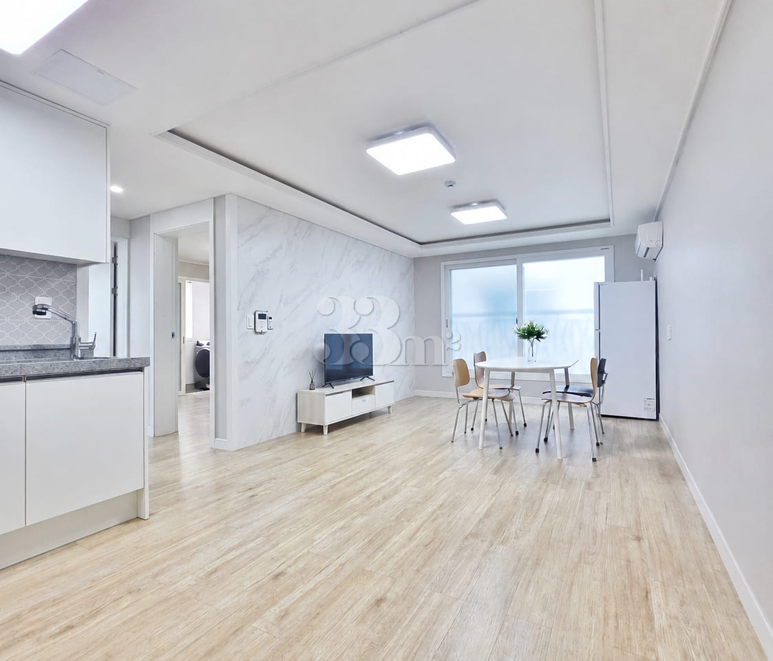 Yeosu Newly Built 3-Room Unit 302 0th image