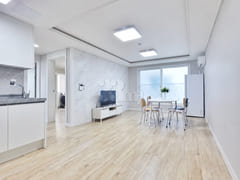 Yeosu Newly Built 3-Room Unit 302 0th image