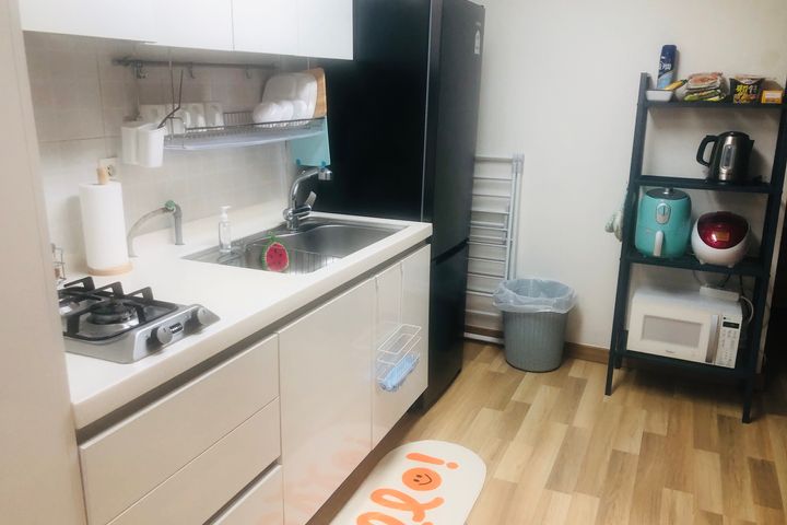 Two-Room Apartment in Namsan/Itaewon with Fre 12th image