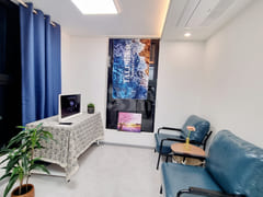 Sunny, fully furnished unit 3th image