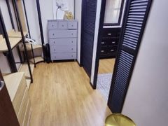 2nd floor, 3 bedrooms + 1 4th image