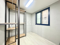 Sunny two-bedroom apartment near the subway s 9th image