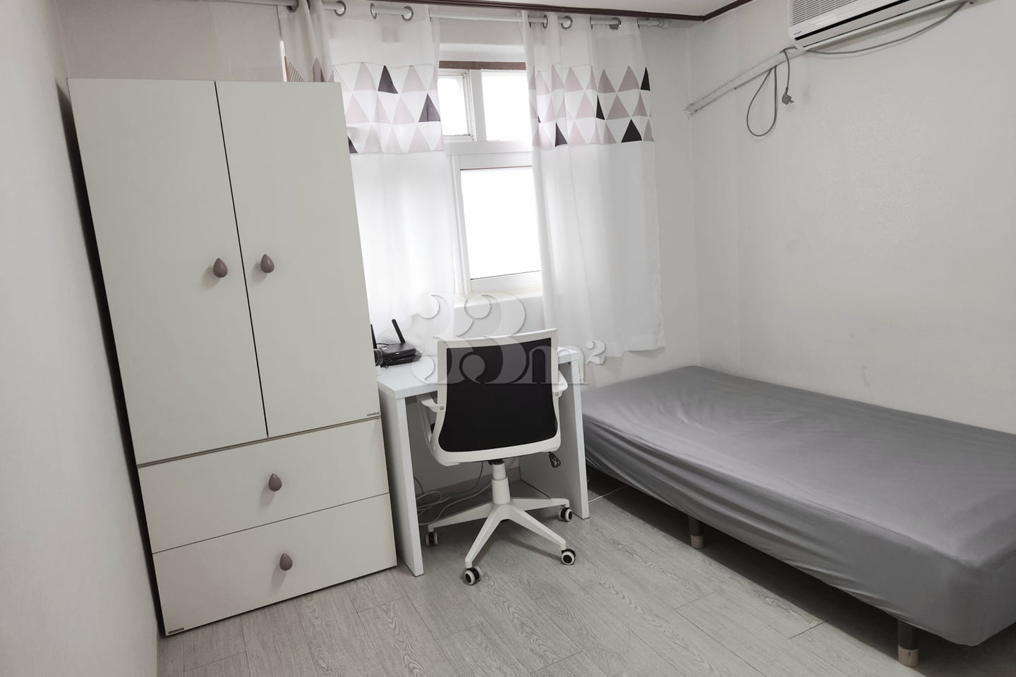 Woori Building, Unit 503 (4th floor) 2th image