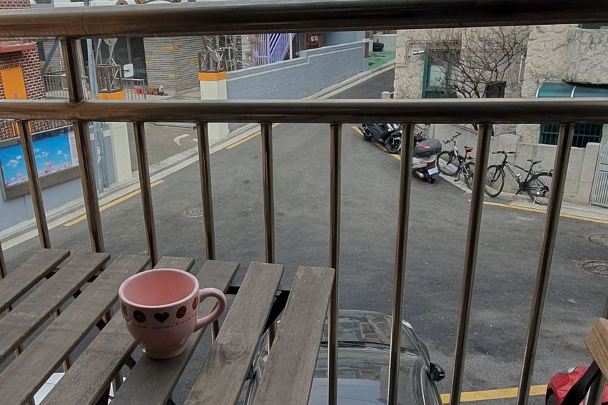 Boramae Station Studio (Window C) 5th image