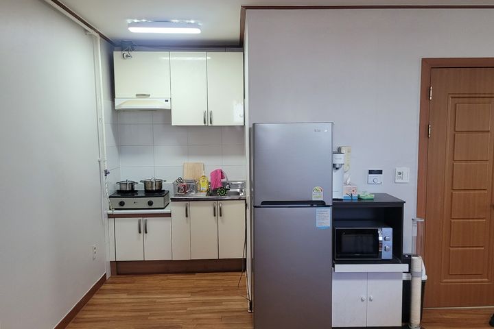 Studio with a view, sleeps 4 5th image