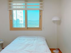 Gyeyang New Three-Room Apartment with Full Op 16th image