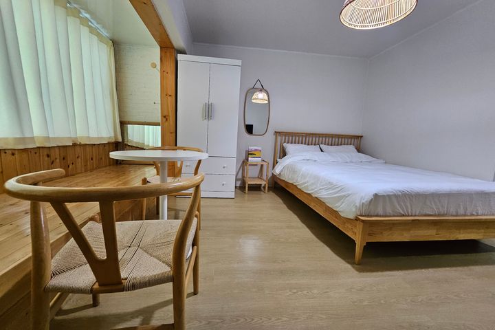 An elegant and healing beach accommodation 2th image