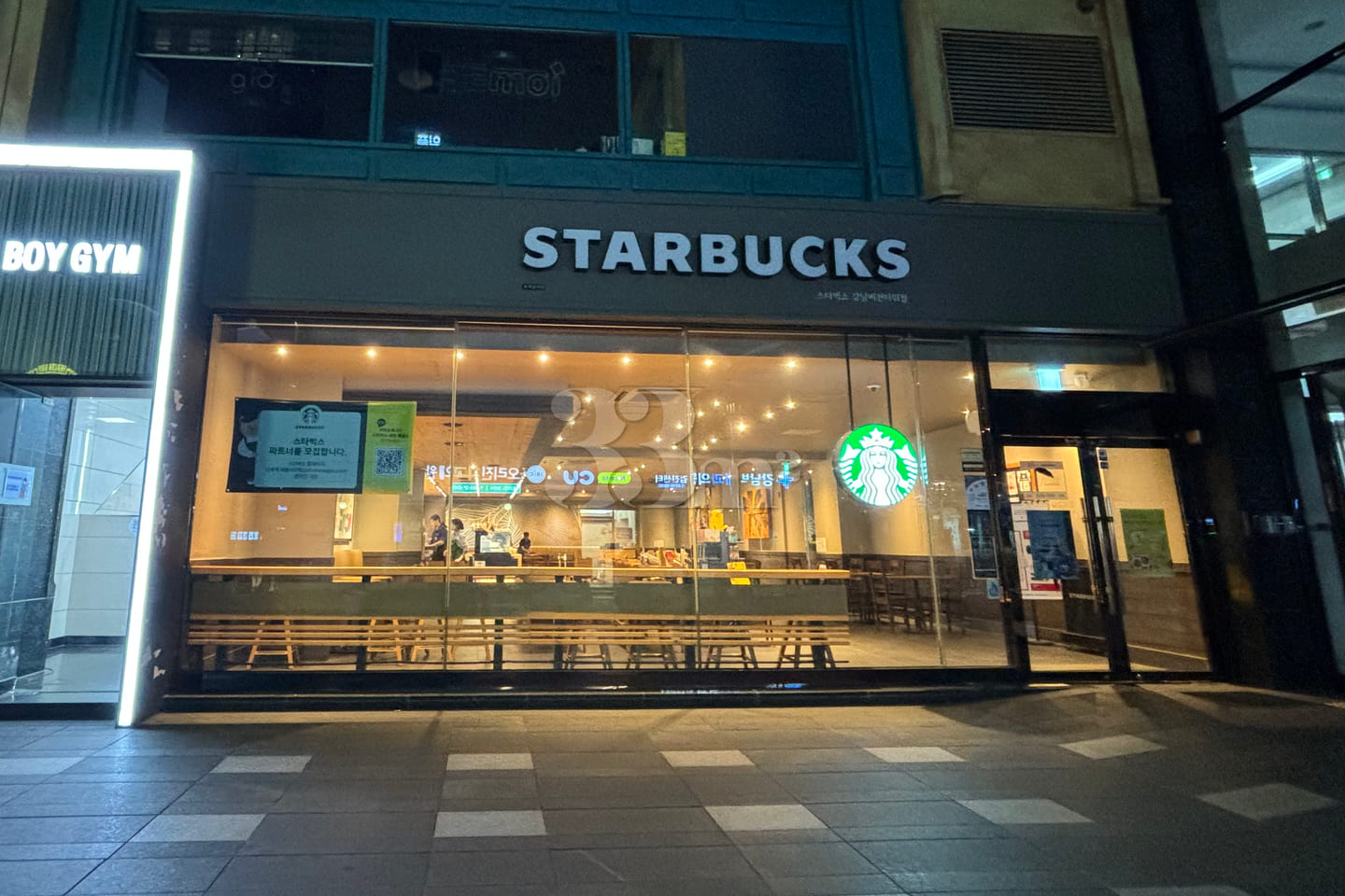 Gangnam Station, 1-minute walk, fully furnish 18th image
