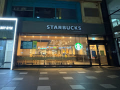 Gangnam Station, 1-minute walk, fully furnish 18th image