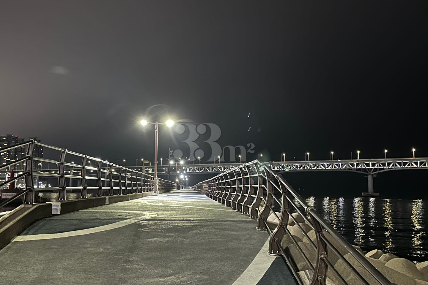 Gwangalli Beach during peak season 14th image