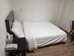 한달하우스 더블침대1 3번째 이미지