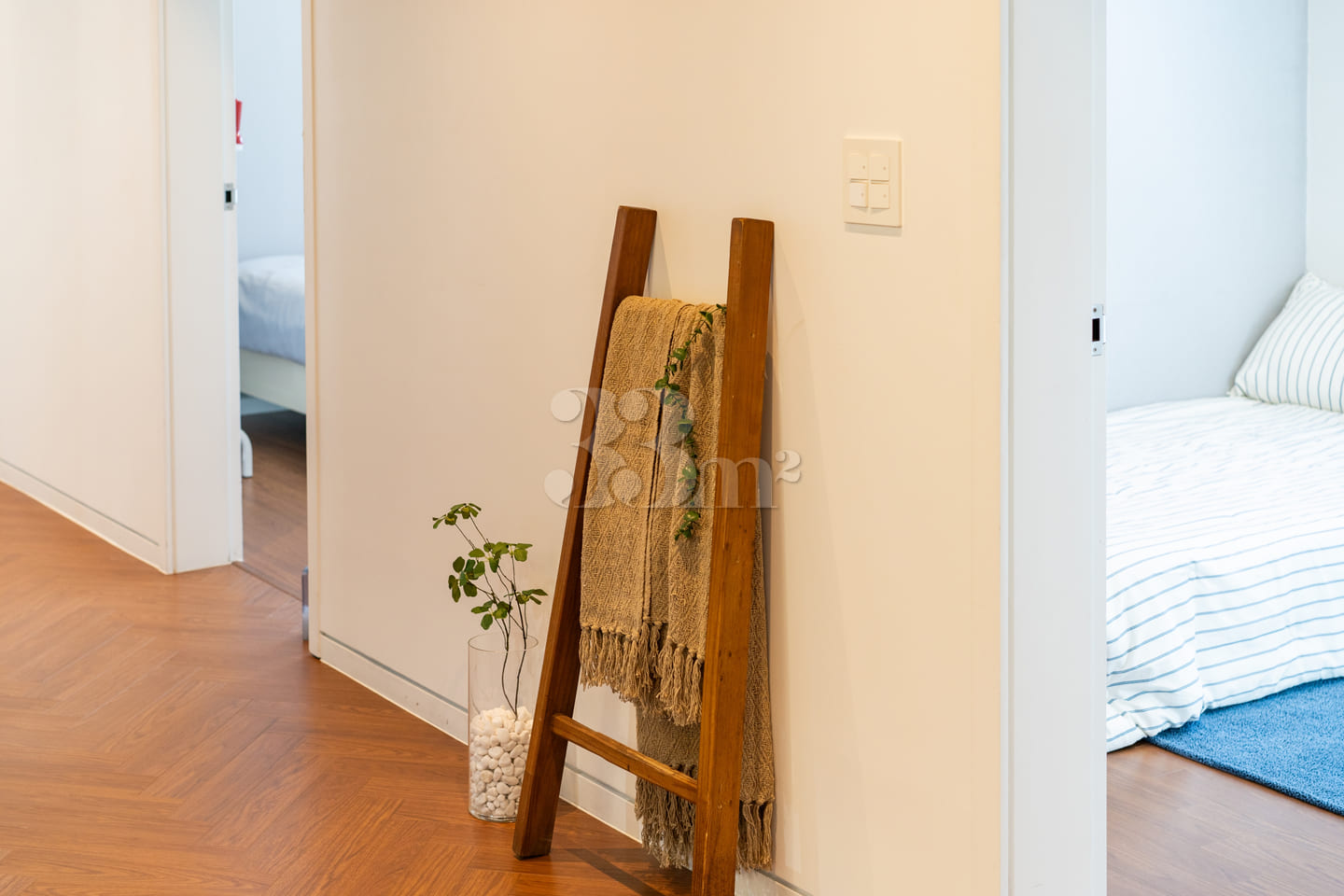 5 minutes from Line 7 station; 3 bedrooms, 2 2th image