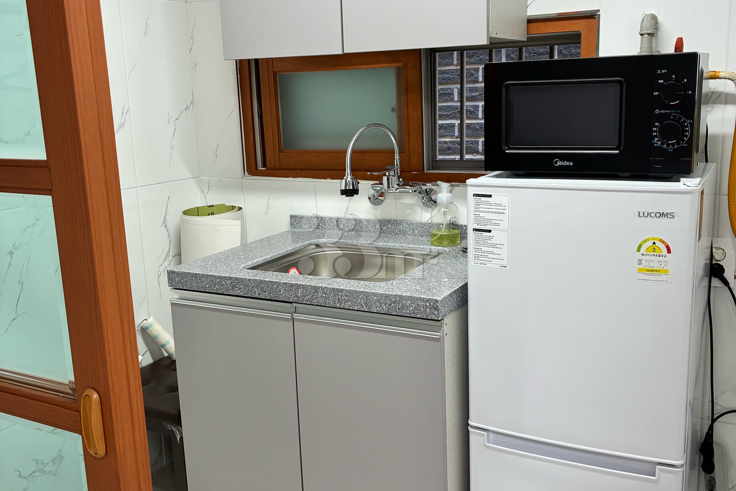 Studio Apartment 301 3th image