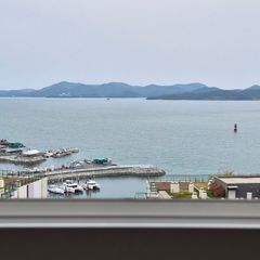 43-pyeong, fully furnished, ocean view Unit Image