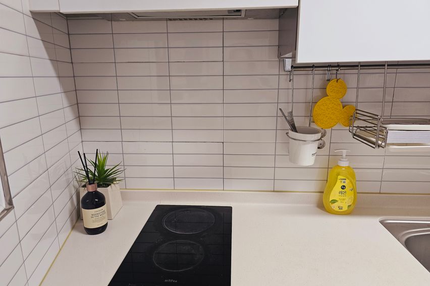 Lovely Two-Room Accommodation in Jamsil 17th image