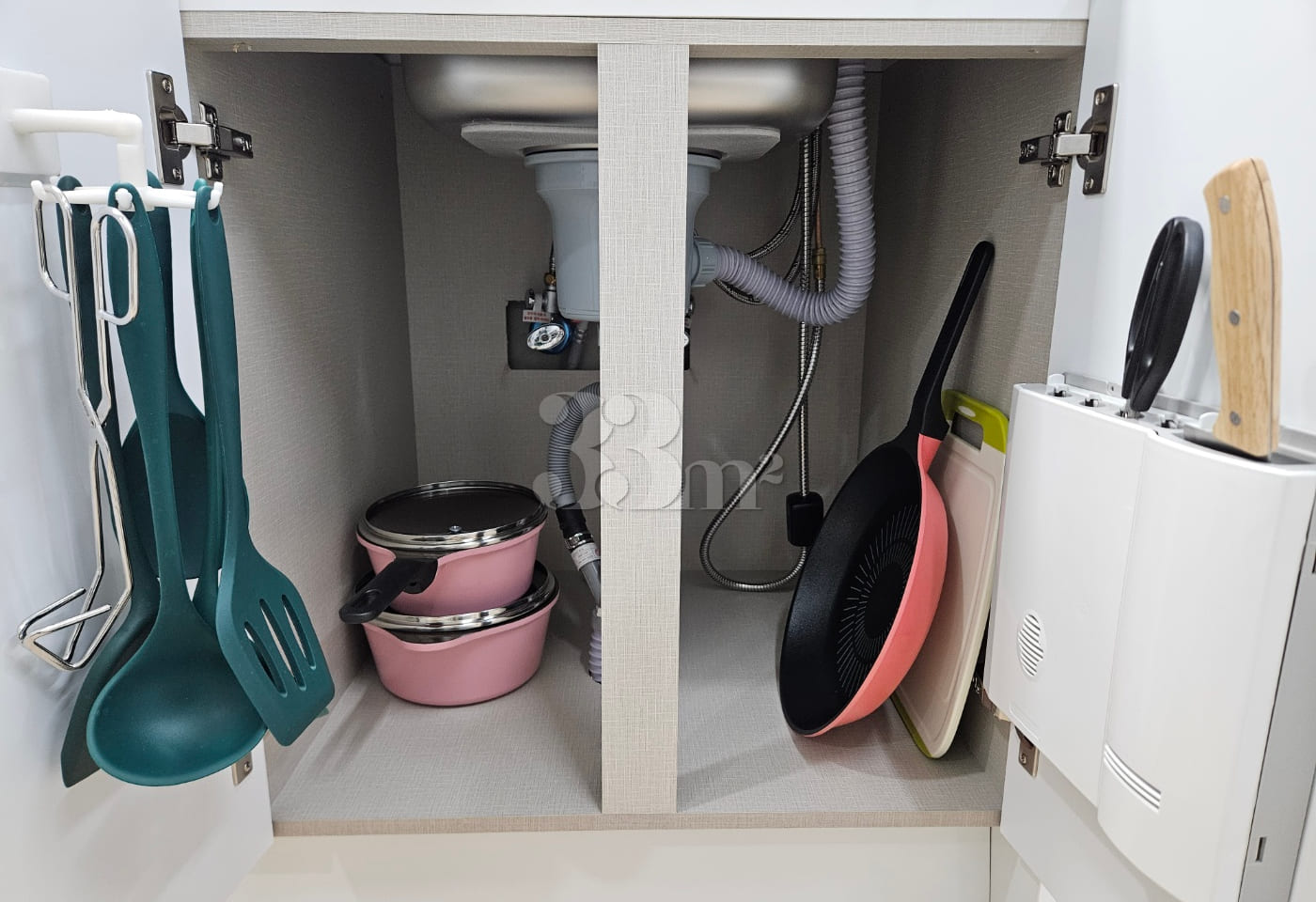 Newly built, fully furnished officetel, 13B 11th image