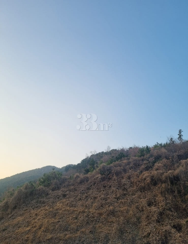 Aju-dong Studio B 9th image