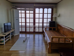 Spacious 3-room family accommodation 0th image