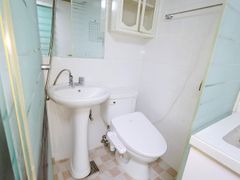 No need for a laundry room, it even has a dry 4th image