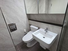 Bright and nice room in a new building in Don 13th image