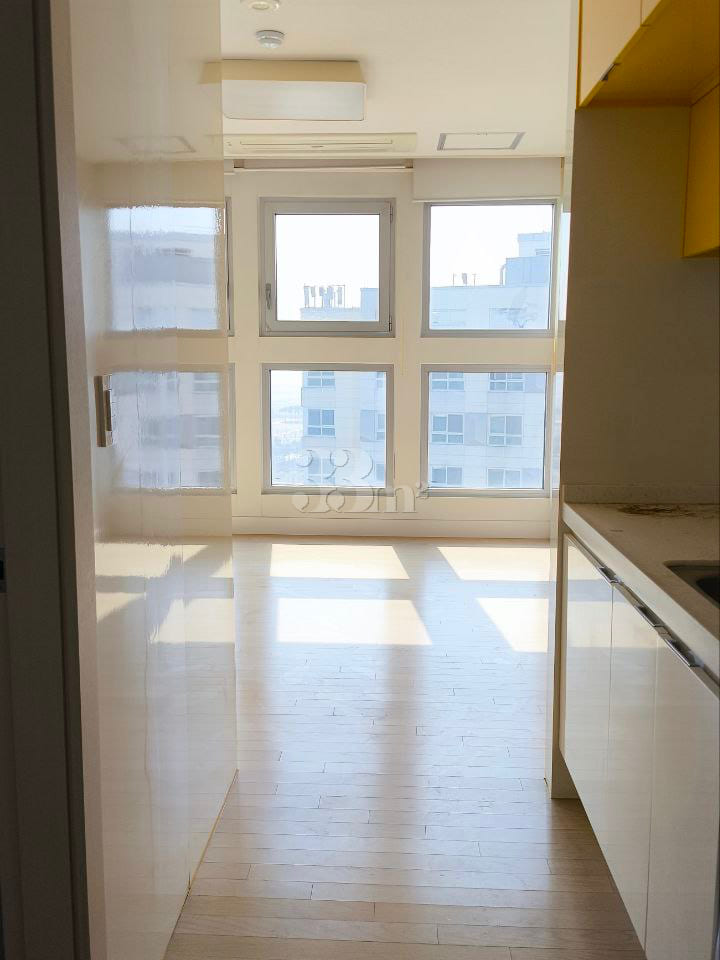 Lake Park View House 4th image